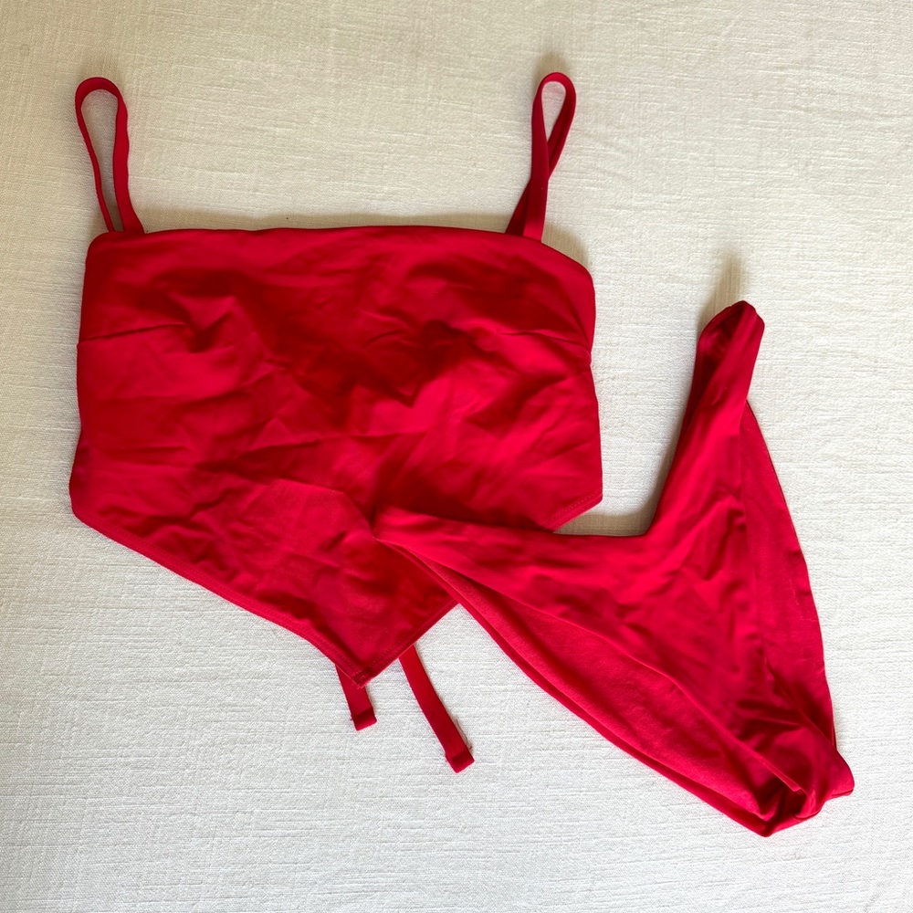 Red Bikini - Picture 8 of 12